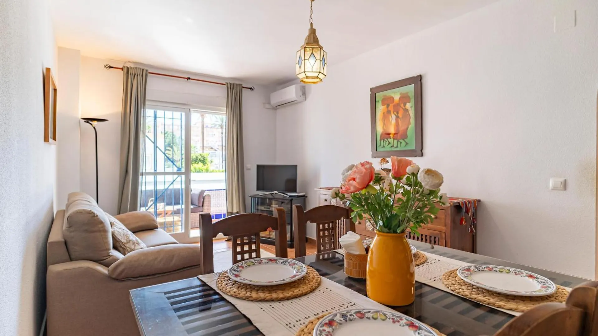 2 Bedroom Pet Friendly Apartment In Torrox